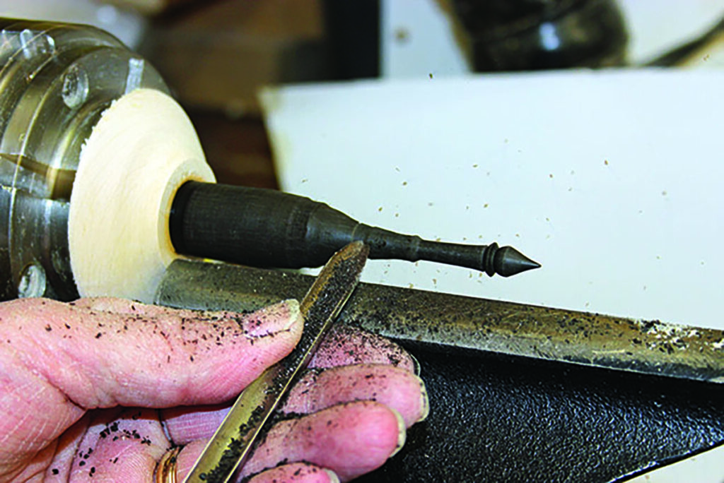 Box with Lid and Finial Top Woodworkers Institute