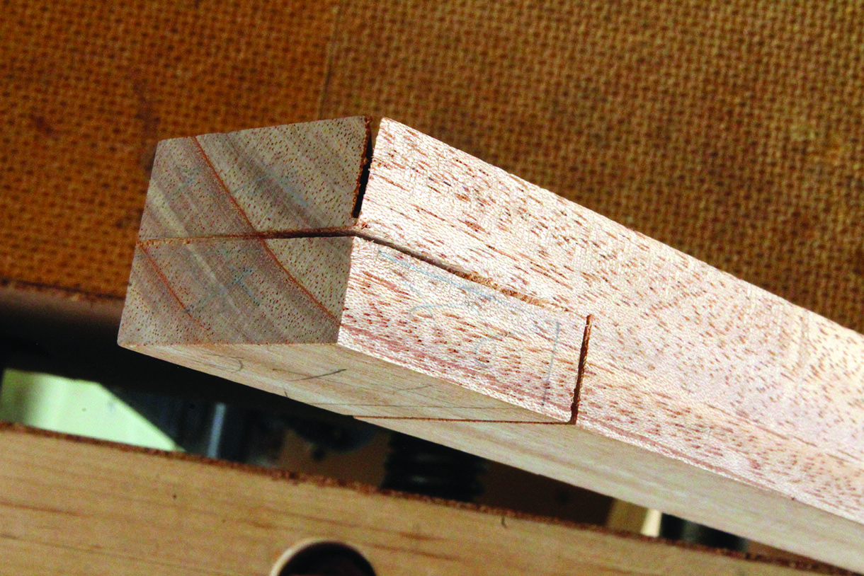 Mastering Half Lap Mitre Joints For Strong Picture Frames Mastering Half Lap Mitre Joints For Strong Picture Frames