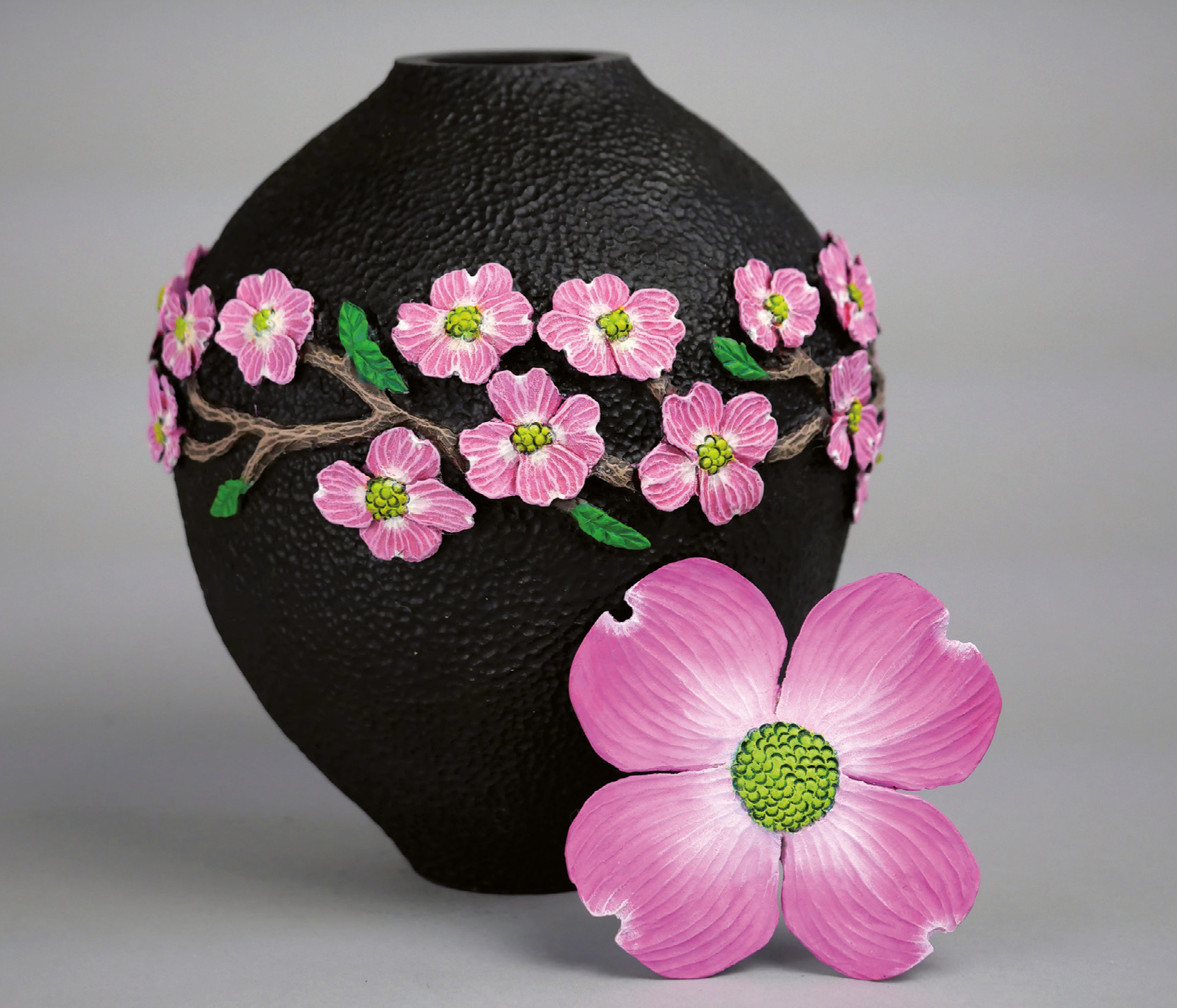  WORCESTER DOGWOOD FLOWER VACE！ WORCESTER DOGWOOD FLOWER VACE！ Glass Vase, Dogwood Blossom, 8