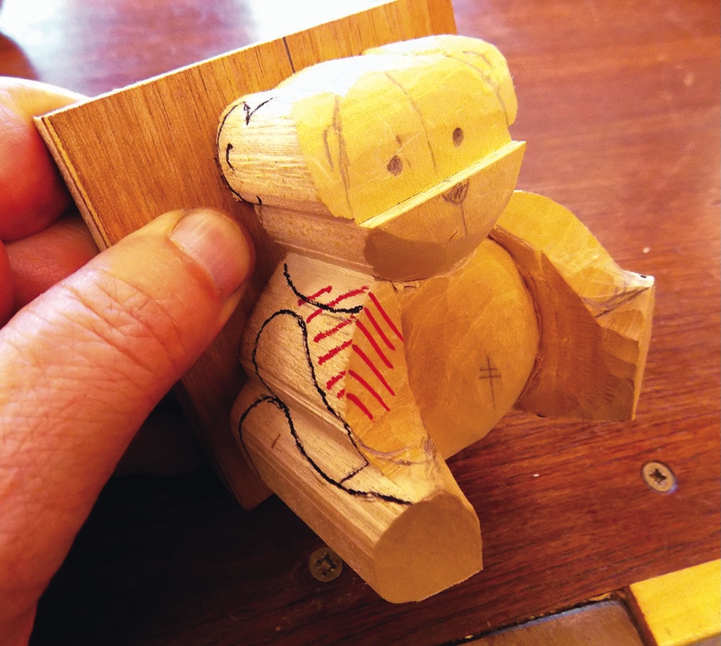 Hand carving wooden teddy bear sculpture art