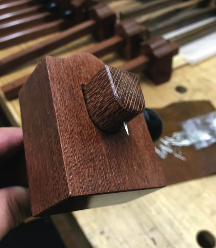 Wooden marking gauge with adjustable pin